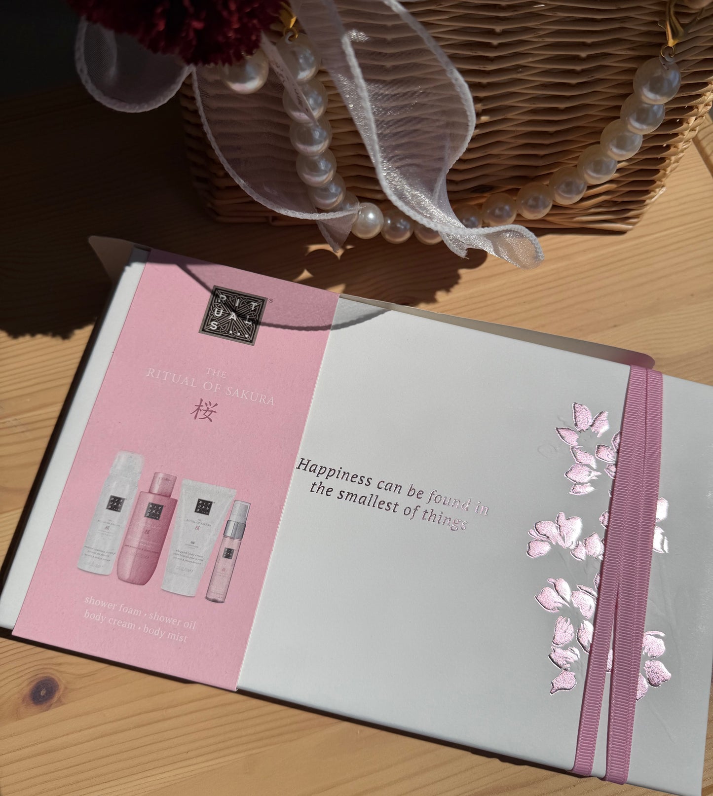 Rituals The Ritual Of Sakura Rice Milk & Cherry Blossom Bath & Body Small Gift Set