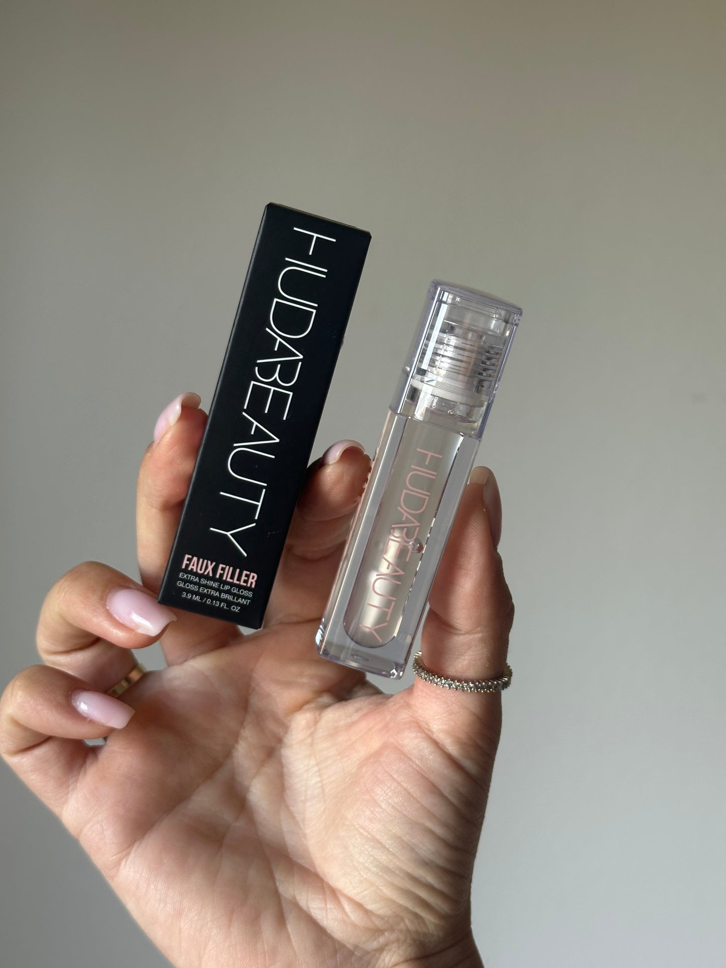 Huda Beauty - Faux Filler Gloss