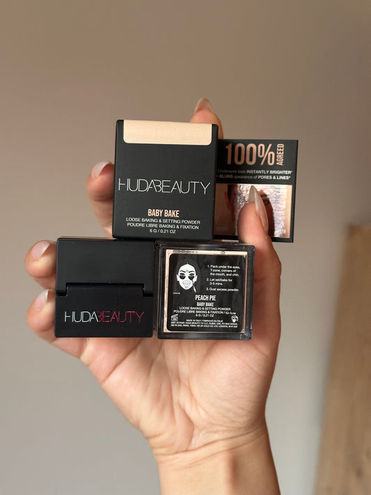 Huda Beauty - Easy Bake Baby Powder