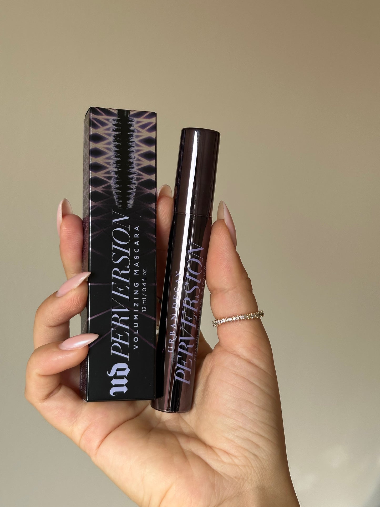 Urban Decay - Volumizing Mascara