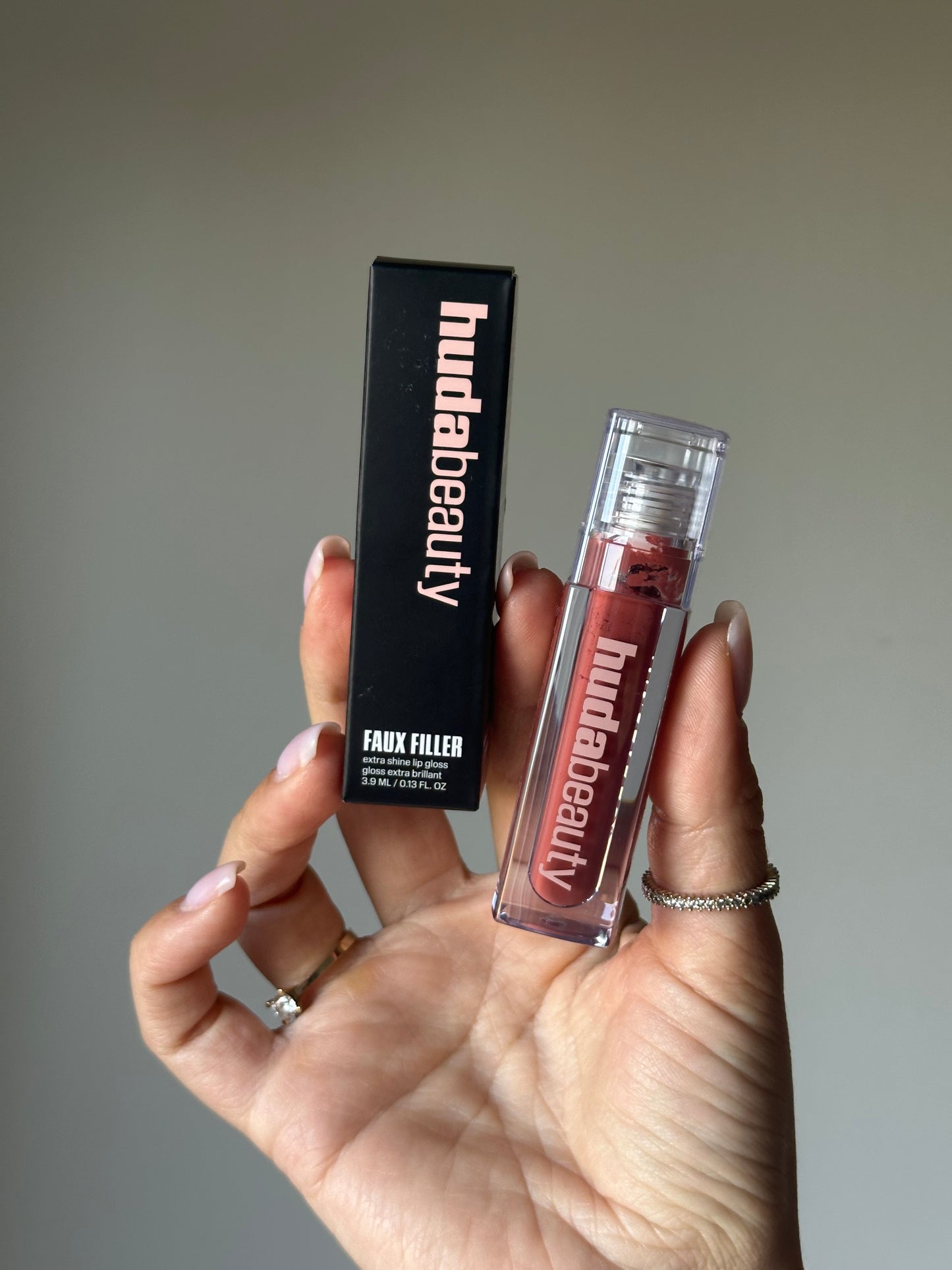 Huda Beauty - Faux Filler Gloss
