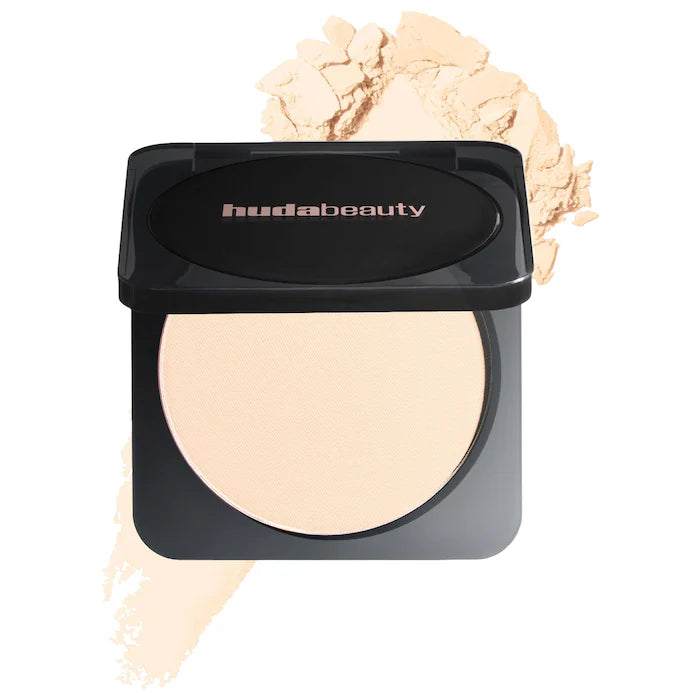 HUDA BEAUTY
Easy Bake Airbrush Matte Pressed Setting Powder