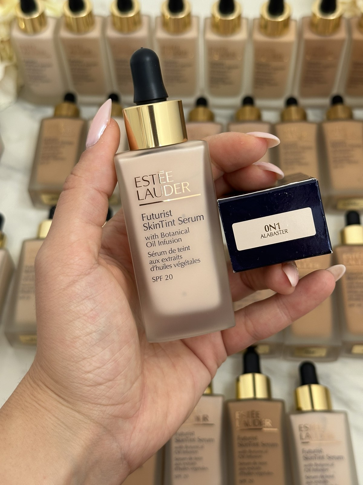 Estee Lauder - Futuristic SkinTint Serum