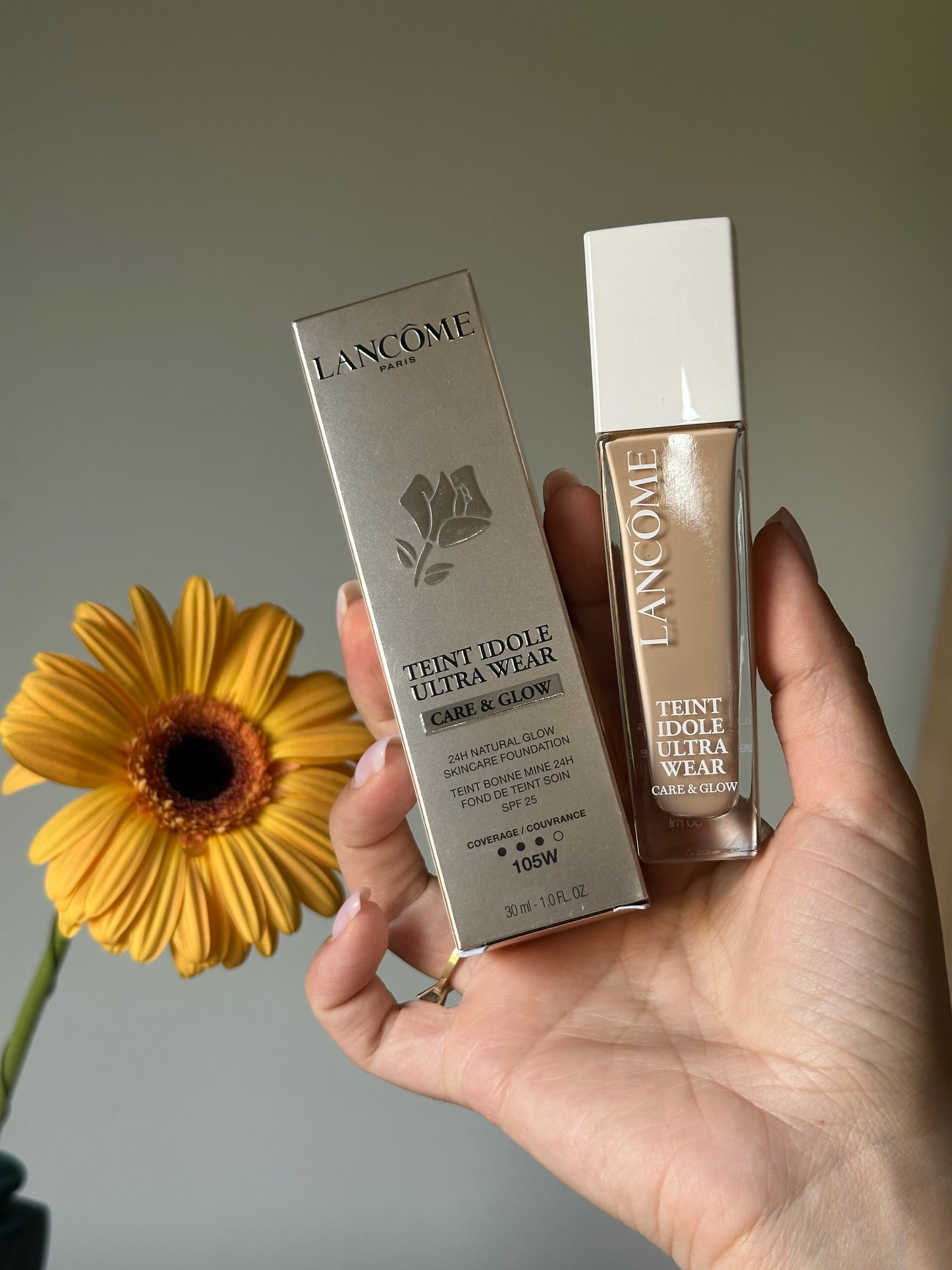 Lancôme - Teint Idole Care & Glow