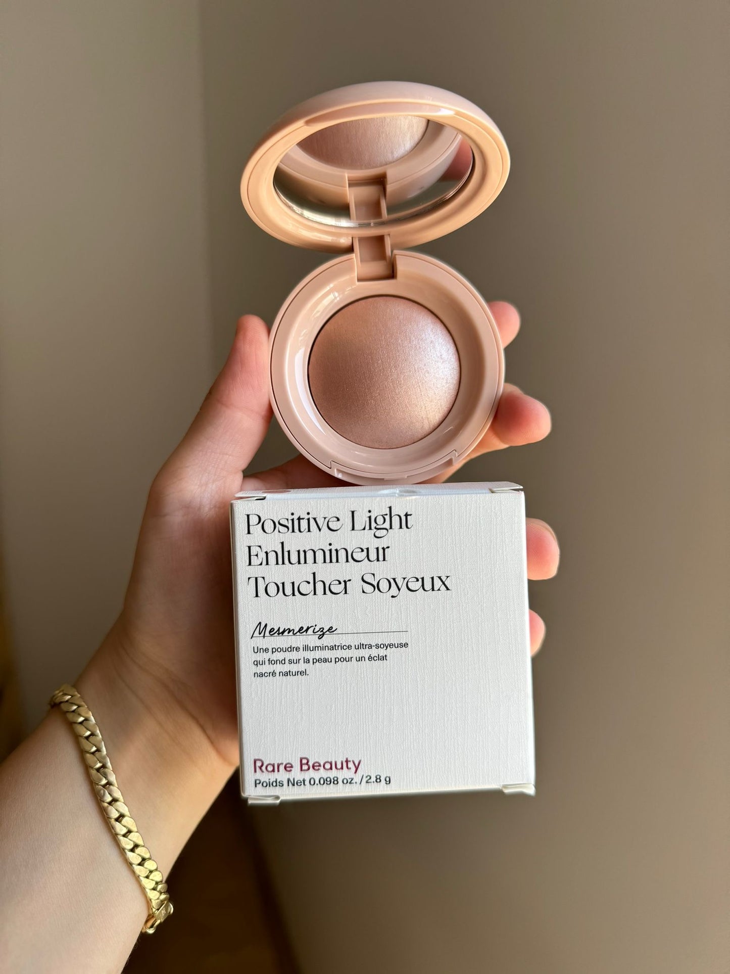 Rare Beauty silk highlighter