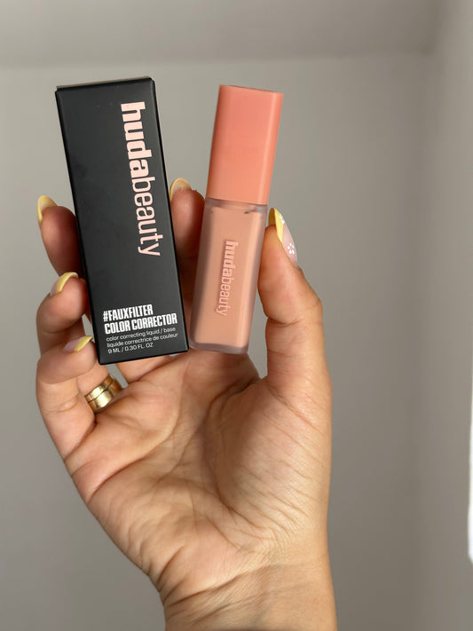 Huda Beauty - Faux Filter Corrector