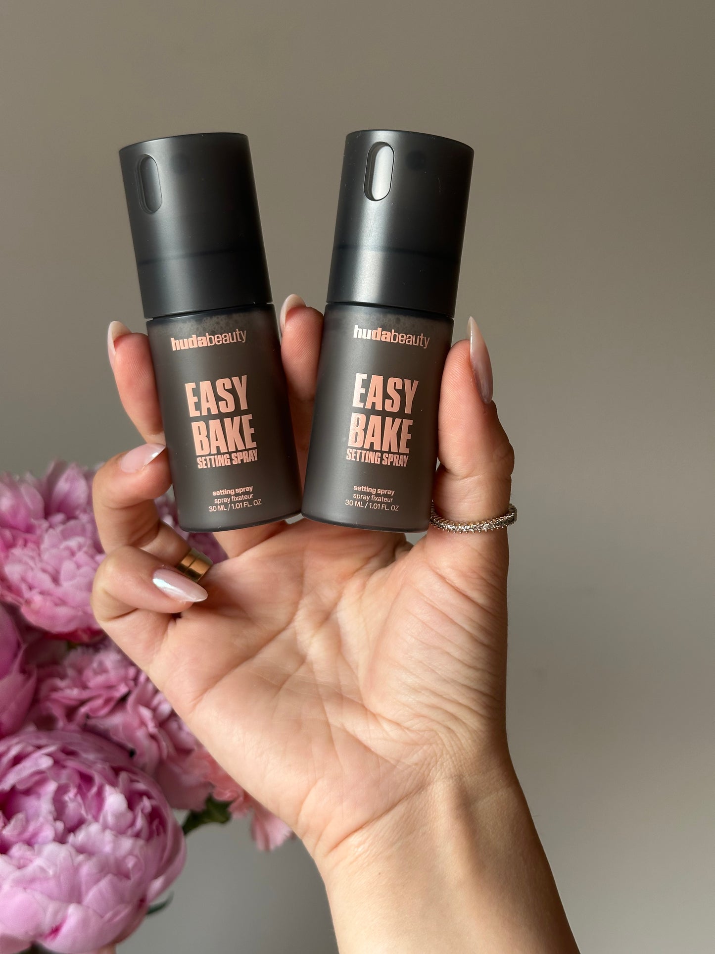Huda Beauty - Easy Bake Settinf Spray 30ml
