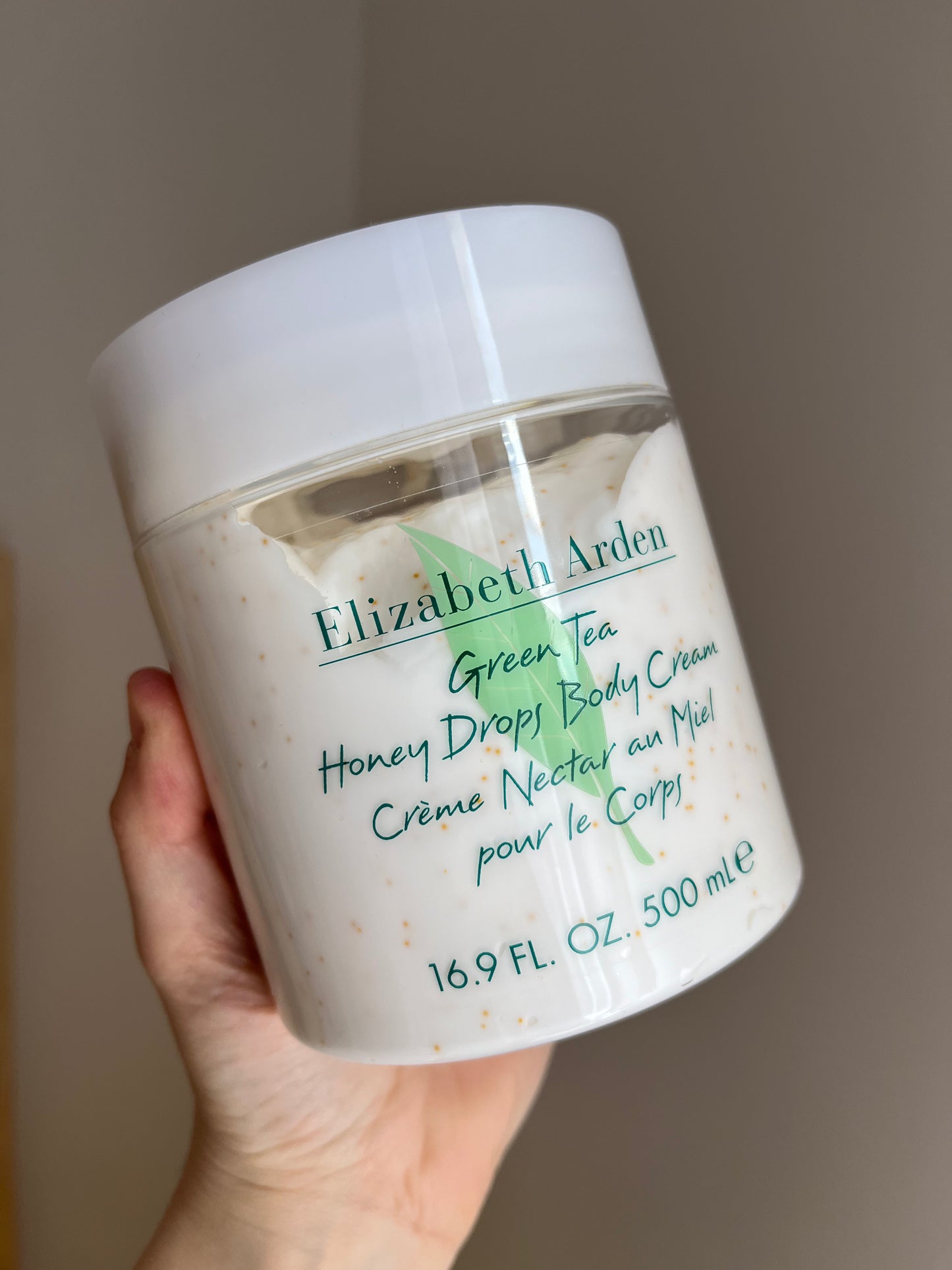Elizabeth Arden body cream