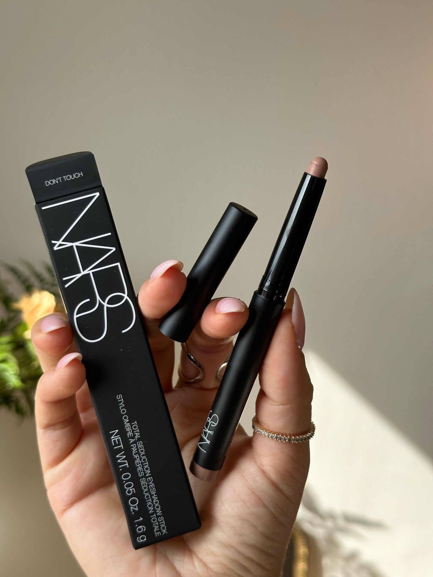 Nars - Eyeshadow Stick