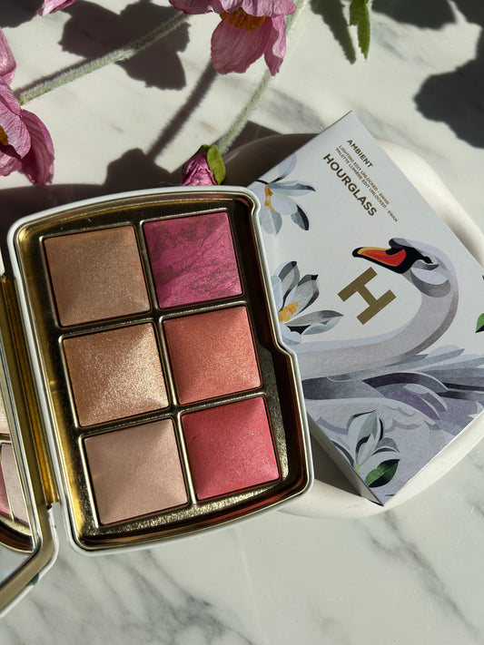 HOURGLASS AMBIENT SWAN