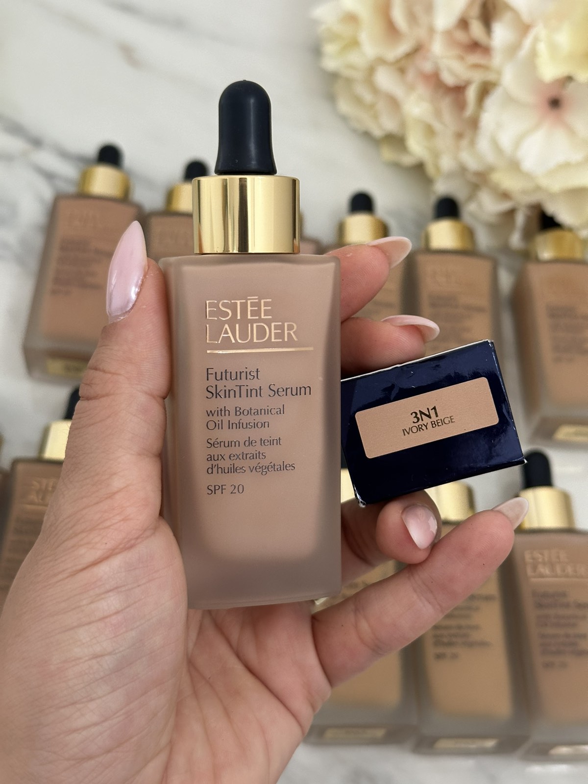 Estee Lauder - Futuristic SkinTint Serum
