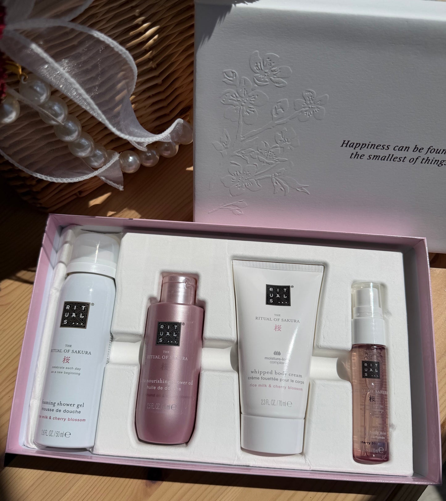 Rituals The Ritual Of Sakura Rice Milk & Cherry Blossom Bath & Body Small Gift Set