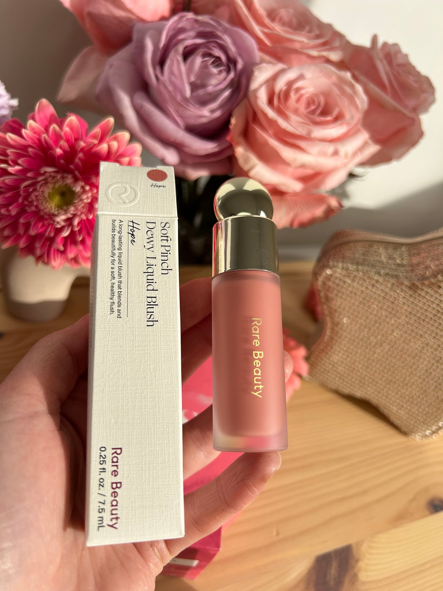 RARE BEAUTY Soft pinch blush liquid