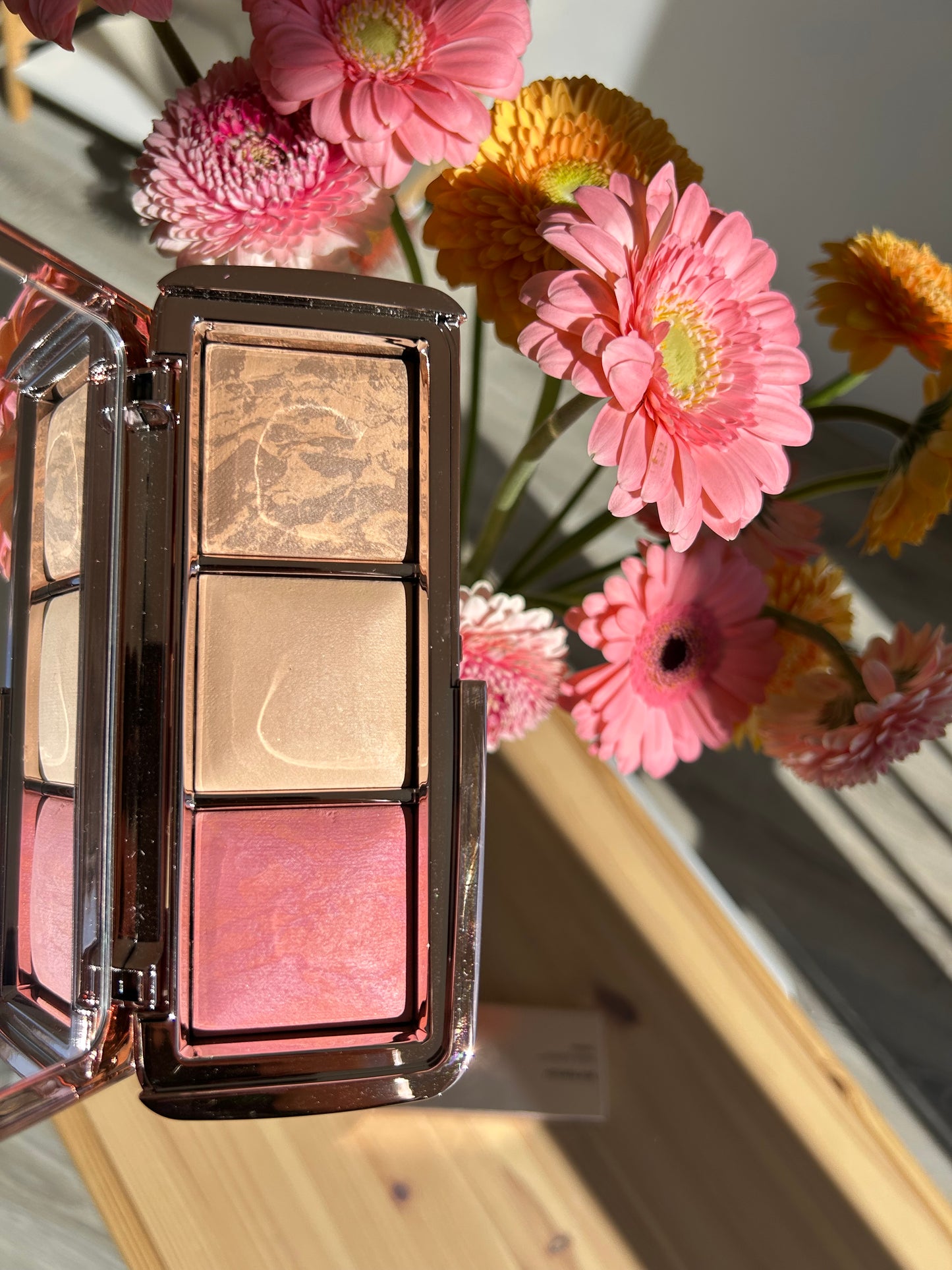 Hourglass - Ambient Lightning Palette Sublime Edit