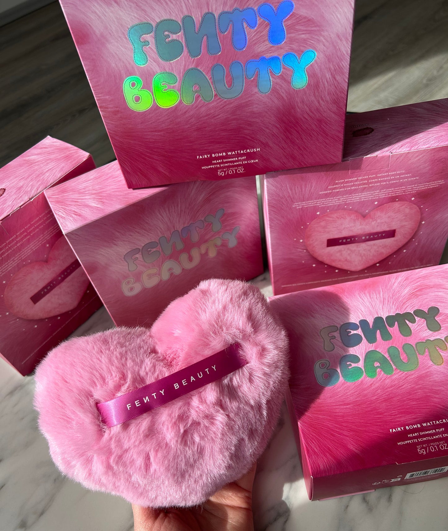 Fenty Beauty FAIRY BOMB WATTACRUSH HEART SHIMMER PUFF