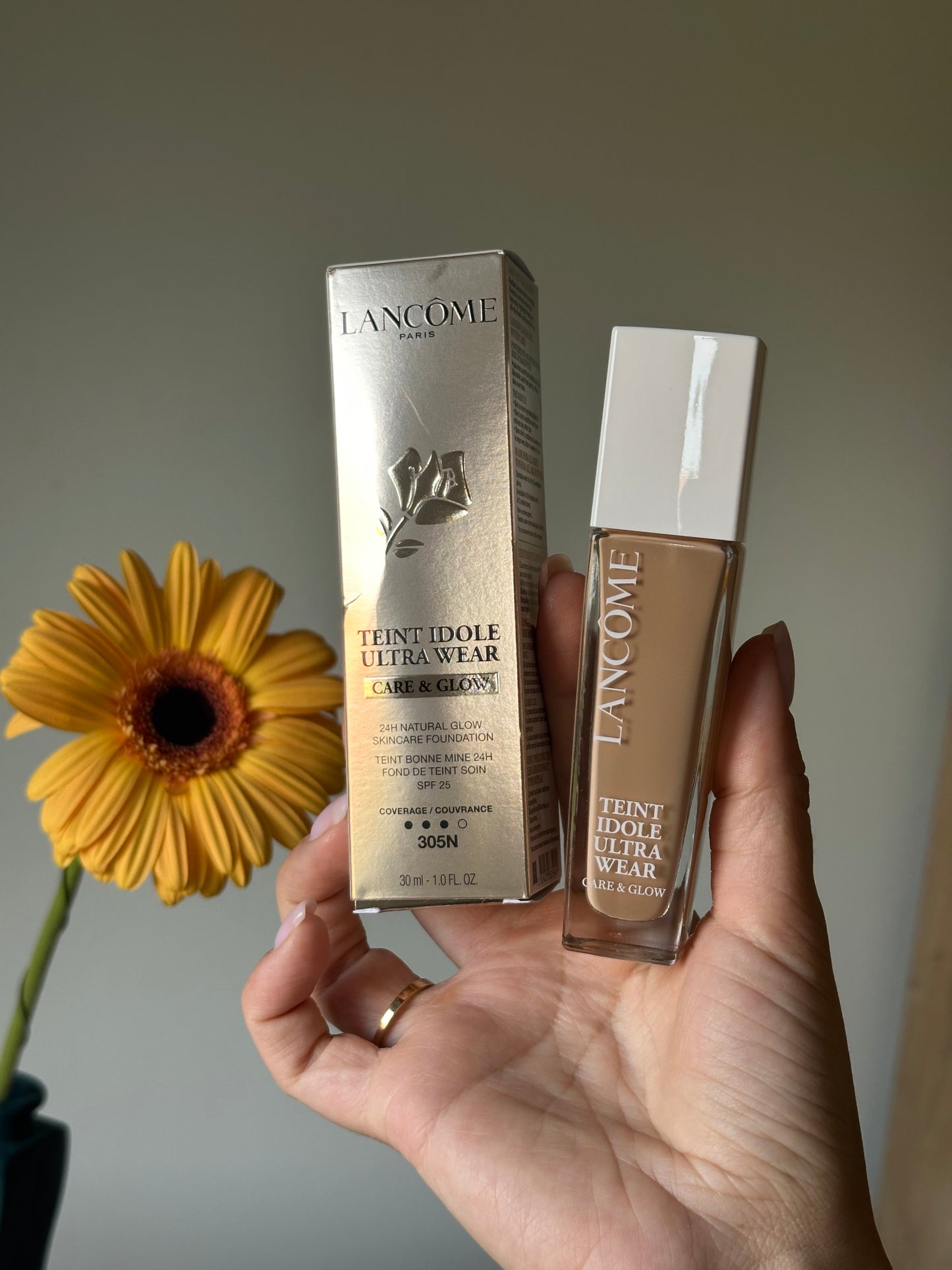 Lancôme - Teint Idole Care & Glow