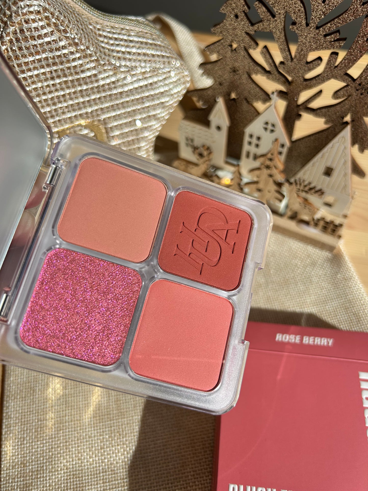 Huda Beauty Blush