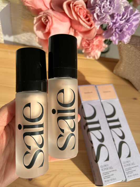 Saie GLOWY SUPER™ GEL
MULTIPURPOSE ILLUMINATOR