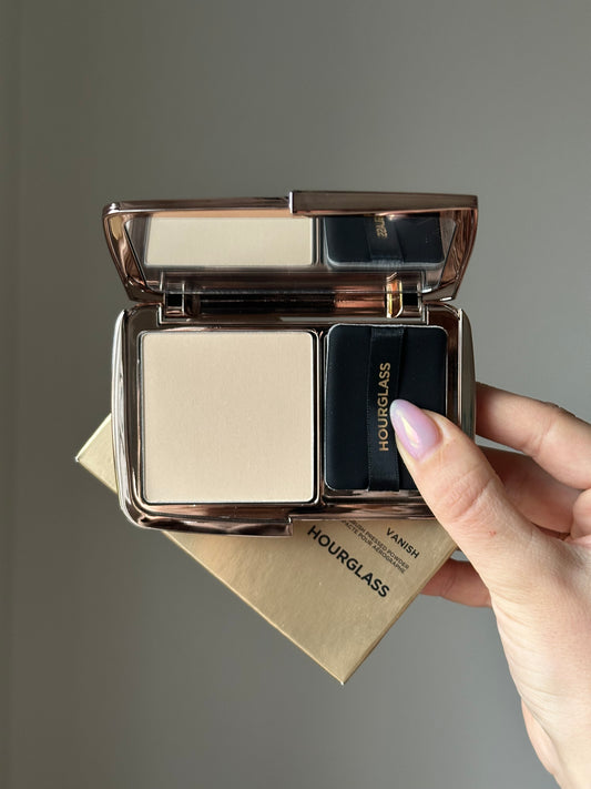Hourglass Vanish Setting Powder