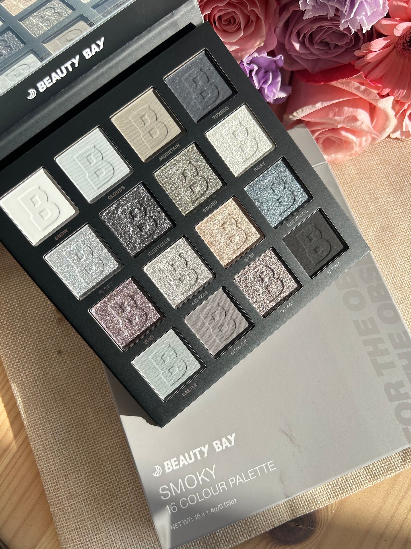 Beauty Bay Eyeshadow Palette