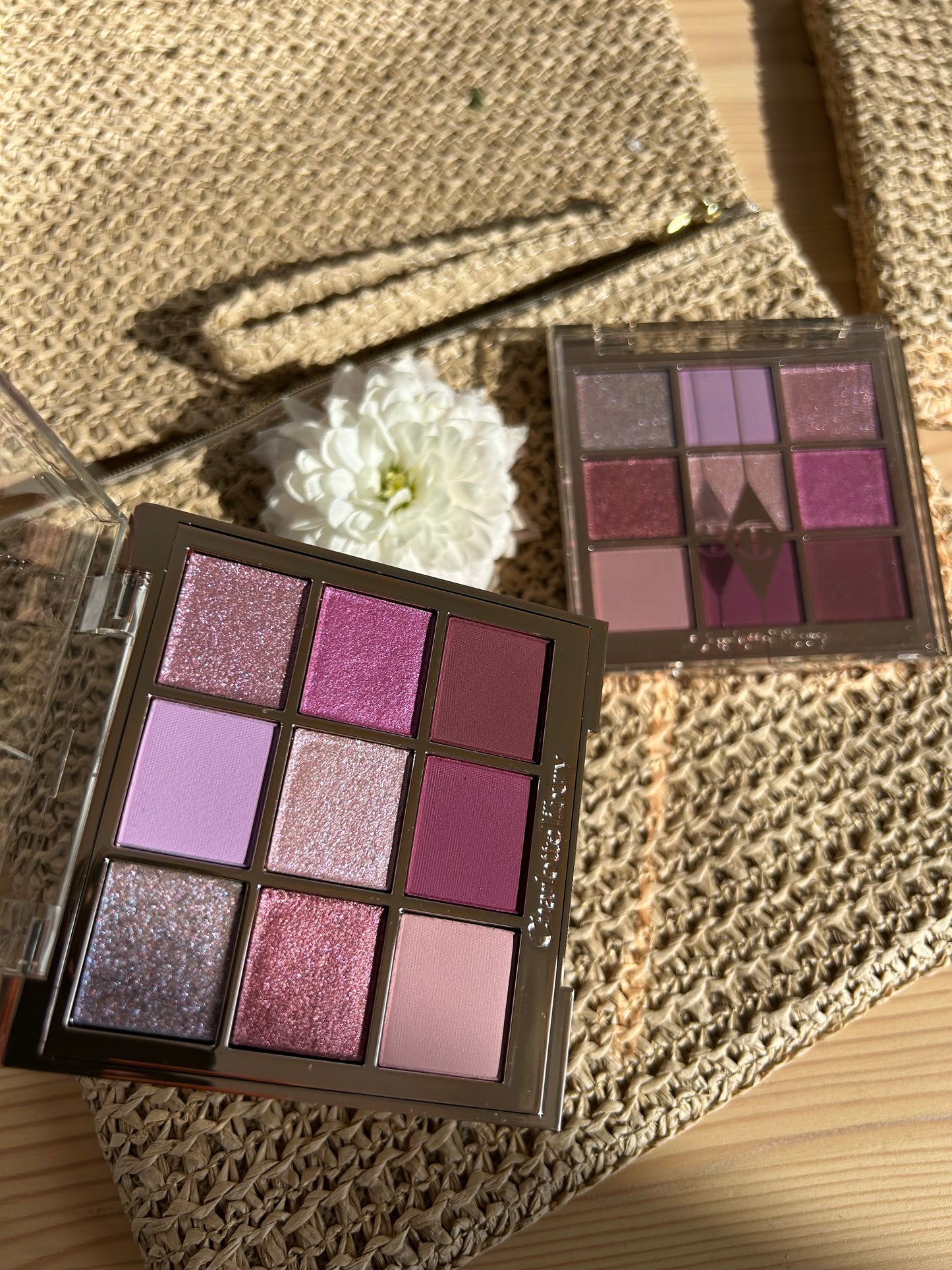 CHARLOTTE'S PALETTE OF BEAUTIFYING EYE TRENDS