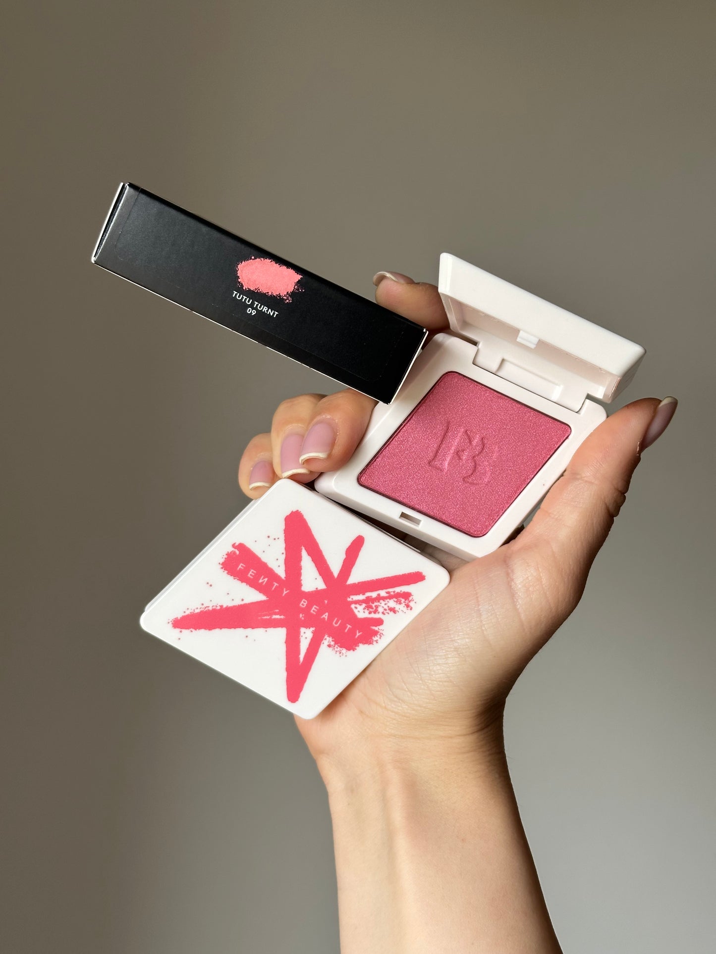 Fenty Beauty - Suede Powder Blush