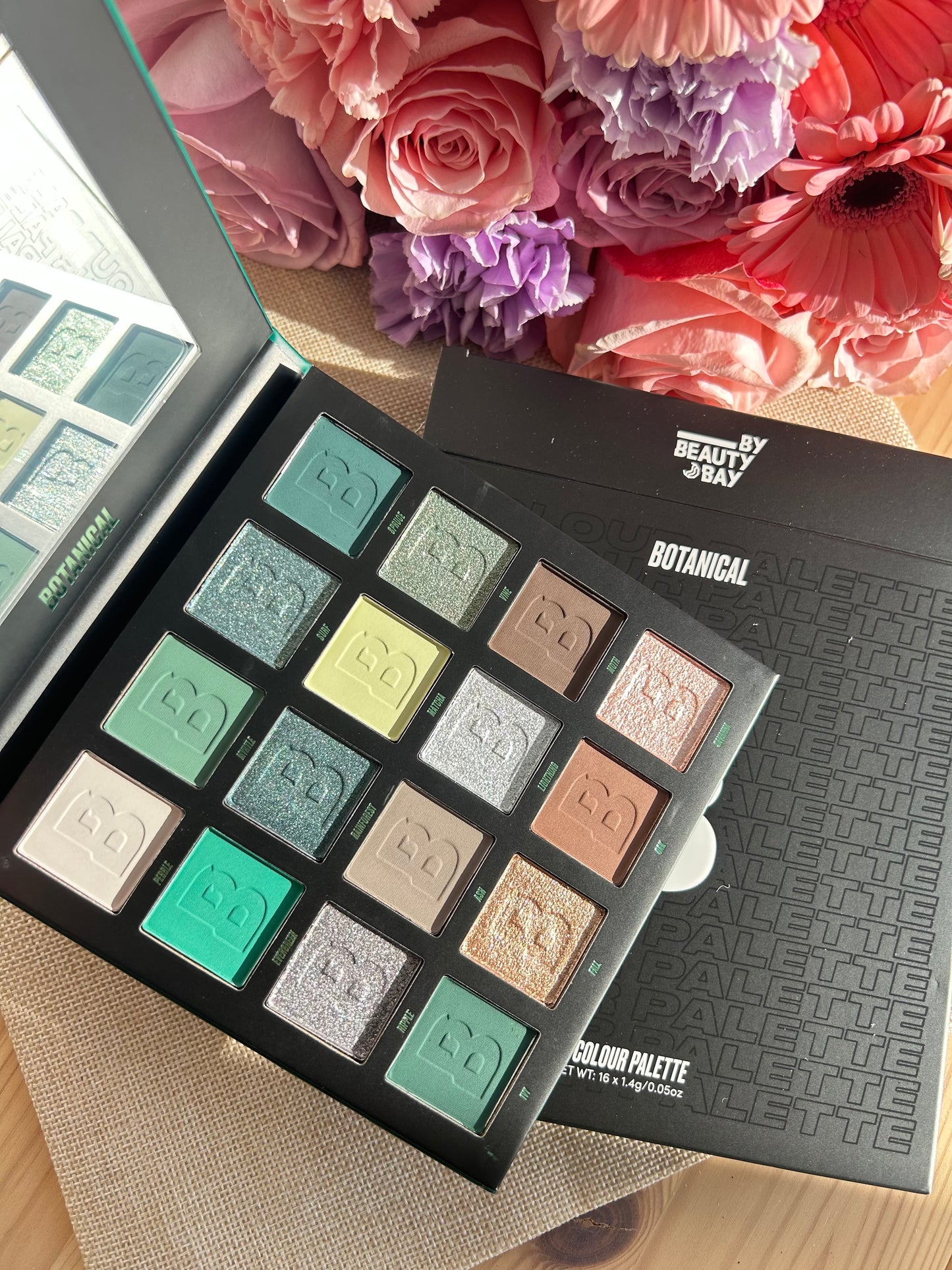 Beauty Bay Eyeshadow Palette