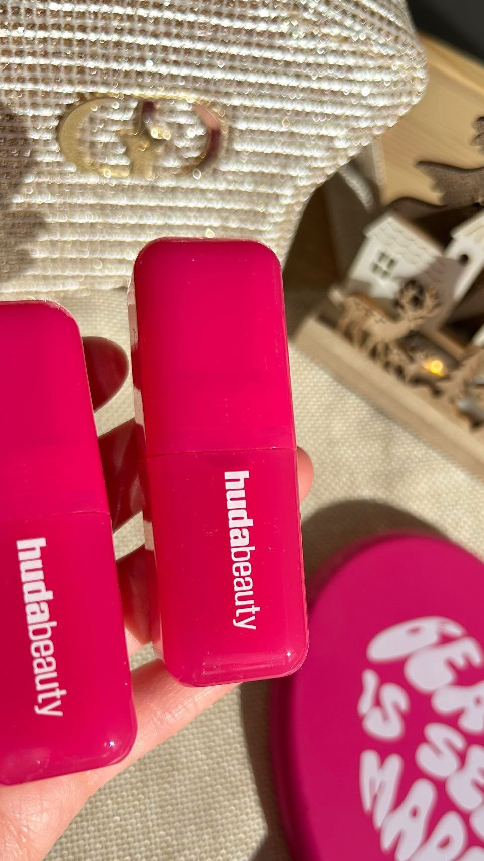 HUDA BEAUTY  Blush Filter Soft Glow Liquid Blush