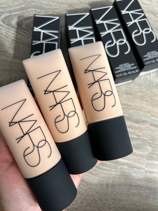 NARS SOFT MATTE COMPLETE FOUNDATION