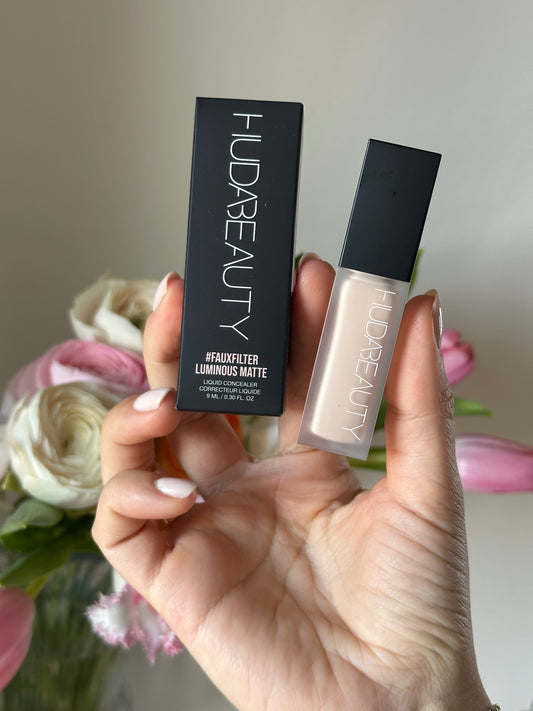 Huda Beauty - Concealer