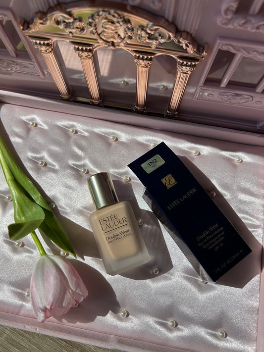 Estee Lauder  Double Wear Stay-in-Place Longwear Matte Foundation SPF 10