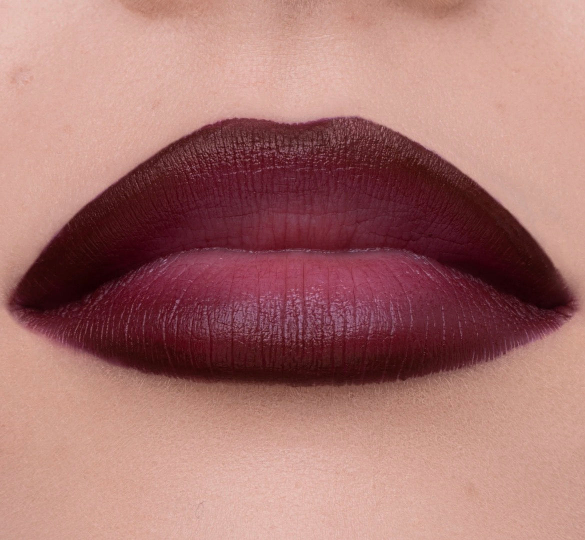 NATASHA DENONA 
I NEED A NUDE LIP CRAYON