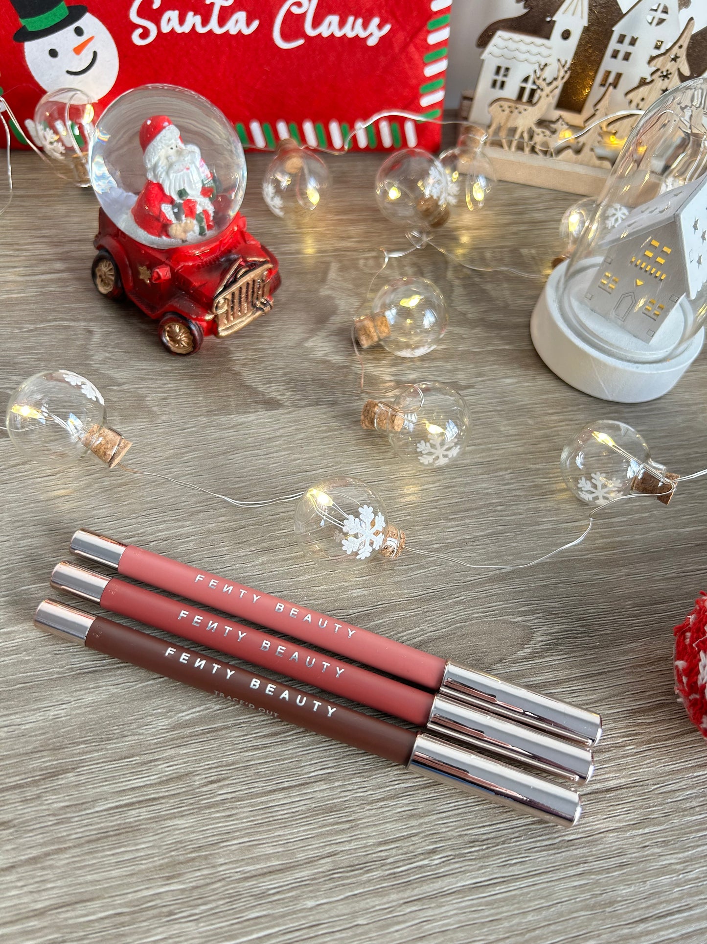 Fenty Beauty  Trace'd Out Longwear Waterproof Pencil Lip Liner