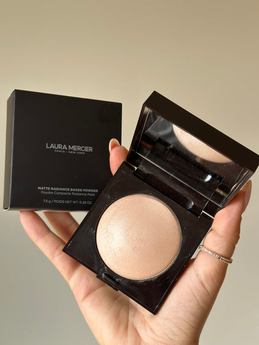 Laure Mercier - Matte Radiance Baked Powder